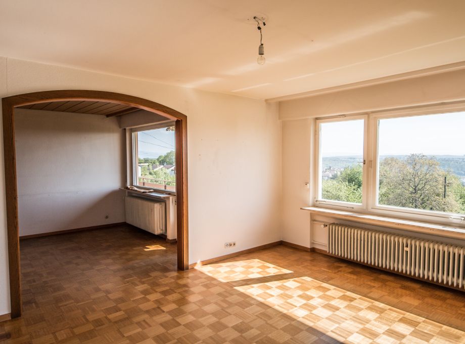 Senta Hoffmann - Immobilienmakler Esslingen - Haus Vermietung Liebersbronn - Wohnzimmer