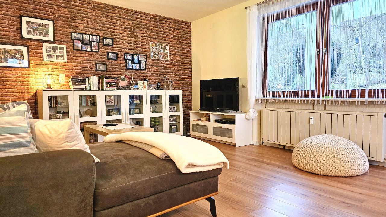Senta Hoffmann - Makler - Vermietung 3 -Zimmer-Wohnung in Baiereck - Wohnzimmer