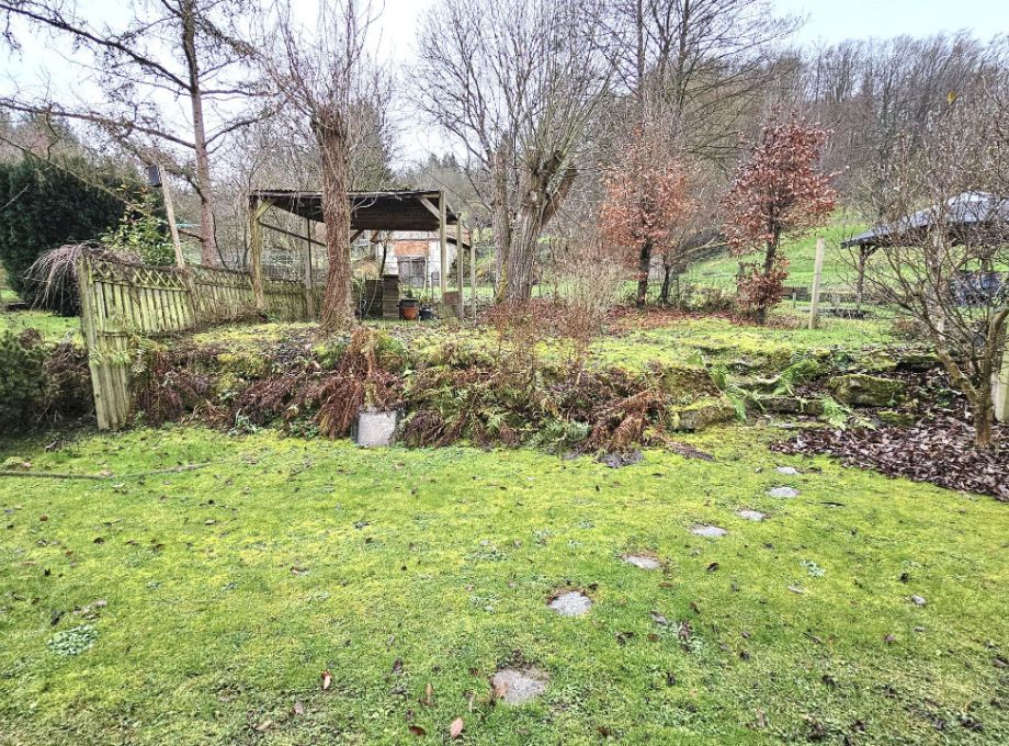 Senta Hoffmann - Makler - Vermietung 3 -Zimmer-Wohnung in Baiereck - Garten