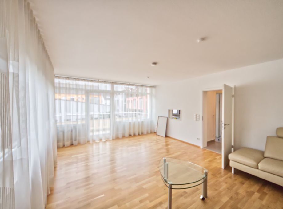Senta Hoffmann - Immobilienmakler Esslingen - Vermietung 3 Zimmer Wohnung Reichenbach Fils - Wohnzimmer