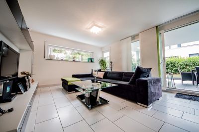 Senta Hoffmann - Immobilienfotografie - Wohnzimmer & Terrasse