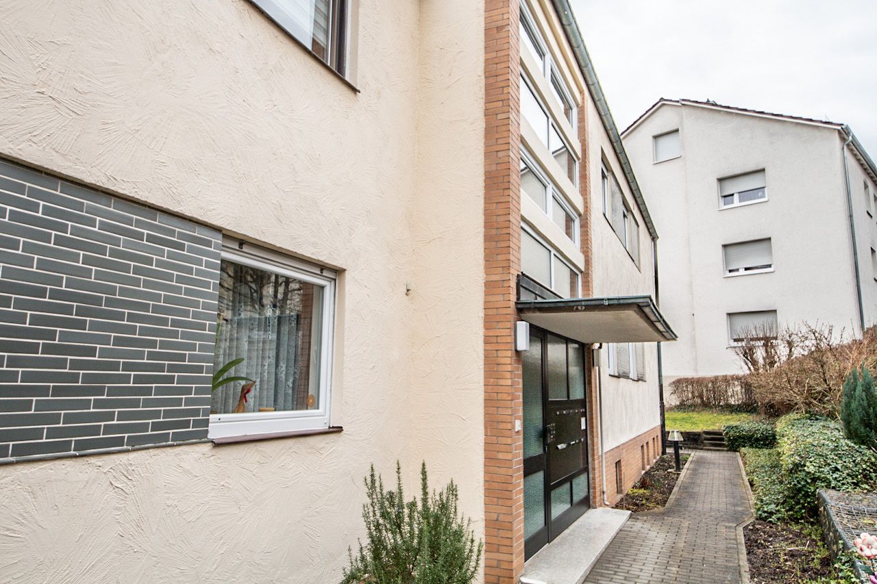 Senta Hoffmann - Immobilienmakler Esslingen - Verkauf 1-Zimmer-Wohnung in Plochingen, Landkreis Esslingen - Eingang