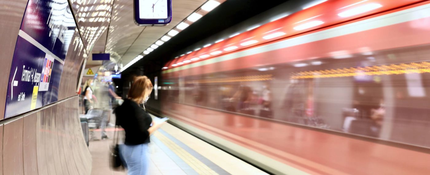 Infrastruktur Reichenbach Fils - Zug Flughafen Stuttgart