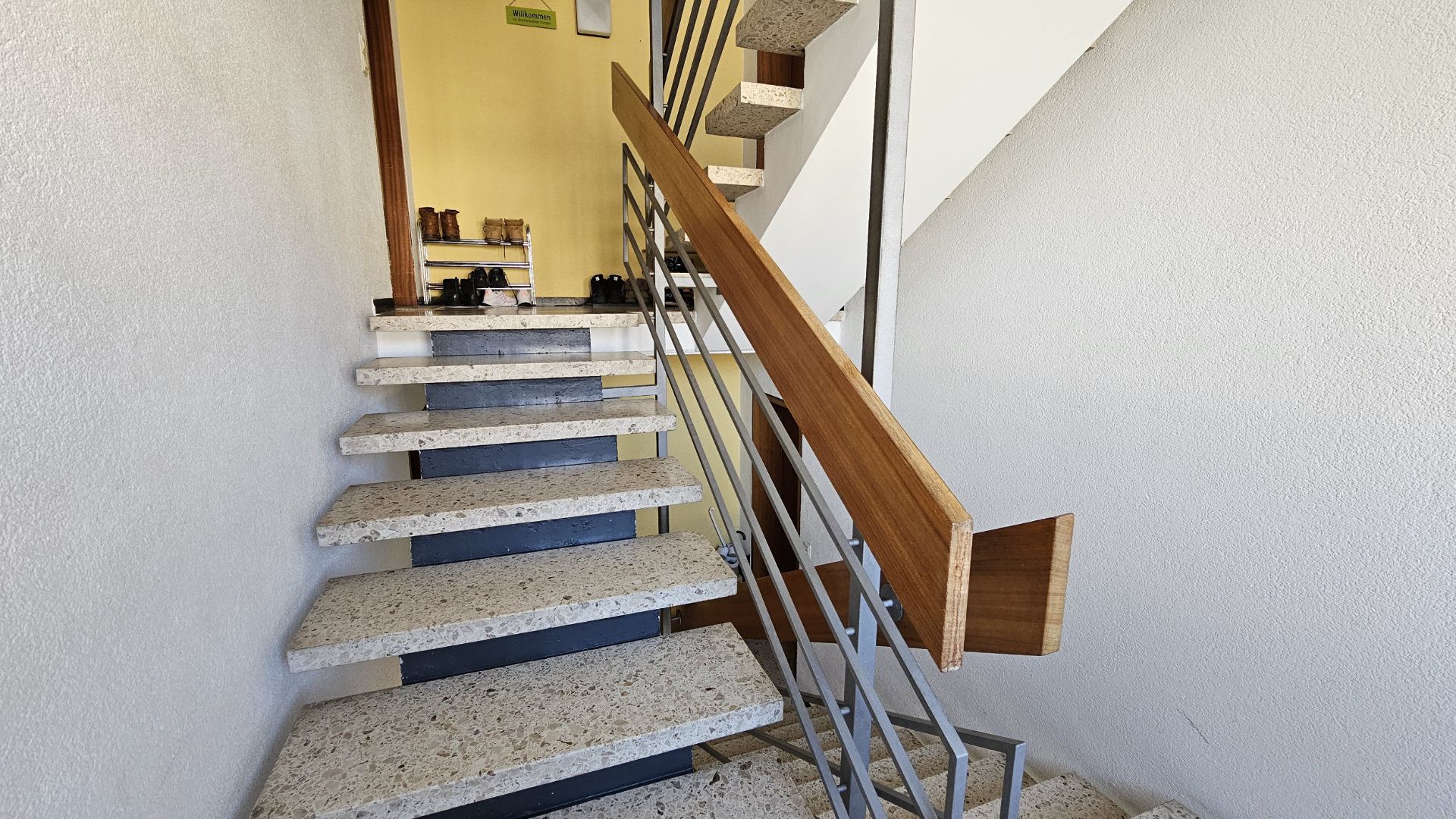 Senta Hoffmann - Esslingen Zollberg - Verkauf 4-Zimmer-Wohnung - Treppenhaus