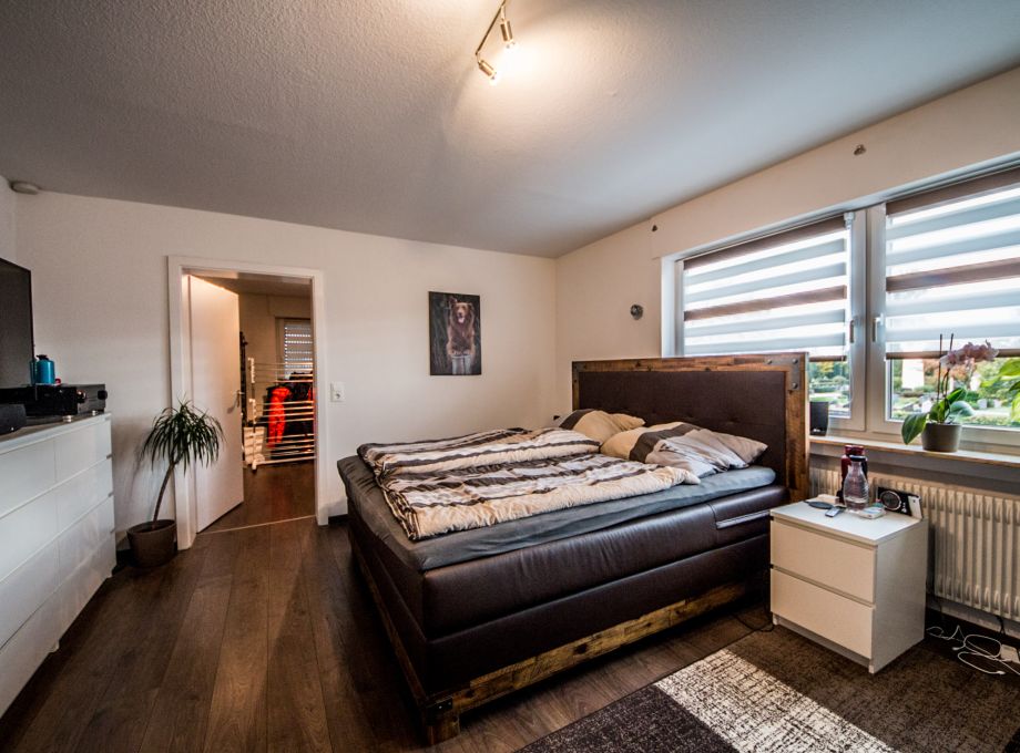 Senta Hoffmann - Immobilienmakler Reichenbach Fils - Wohnung Verkauf Baltmannsweiler - Schlafzimmer