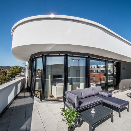Immobilienmakler mit Home Staging in der Region Esslingen, Stuttgart, Tübingen und Reutlingen