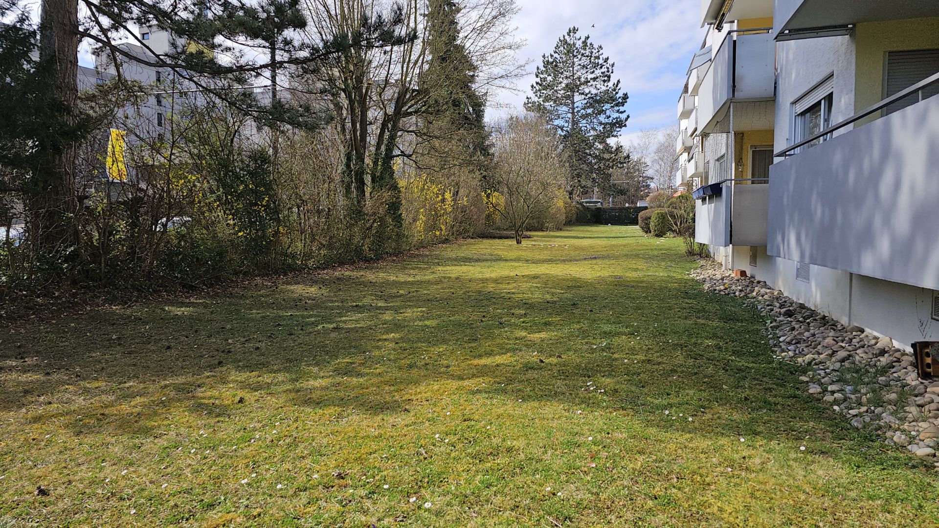 Senta Hoffmann - Esslingen Zollberg - Verkauf 4-Zimmer-Wohnung - Gemeinschaftsgarten